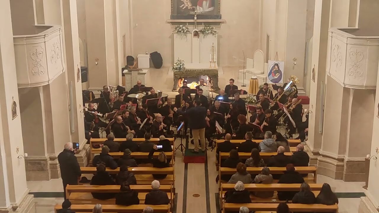 Tosca, Lucevan le stelle, G.Puccini.Banda città di Chieti, M° Marco Vignali. Tenore Carlo Assogna