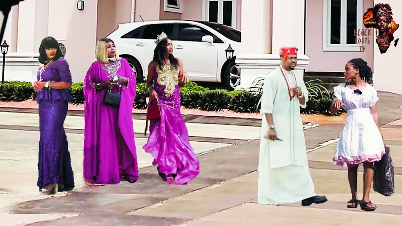 She Came To D Palace To Beg 4 Food When D Prince Saw Her And Fell In Love With Her - Nigerian Movies
