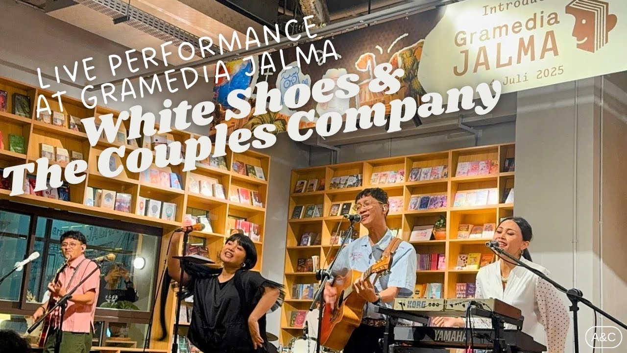 White Shoes & The Couples Company Live Performance At Gramedia Jalma | A&C