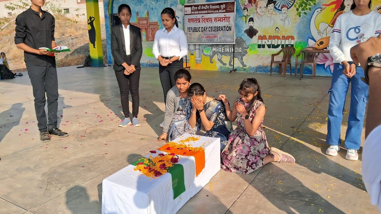 केन्द्रीय विद्यालय मे गणतन्त्र दिवस के मौक़े पर बच्चों ने किया धमाकेदार नाटक