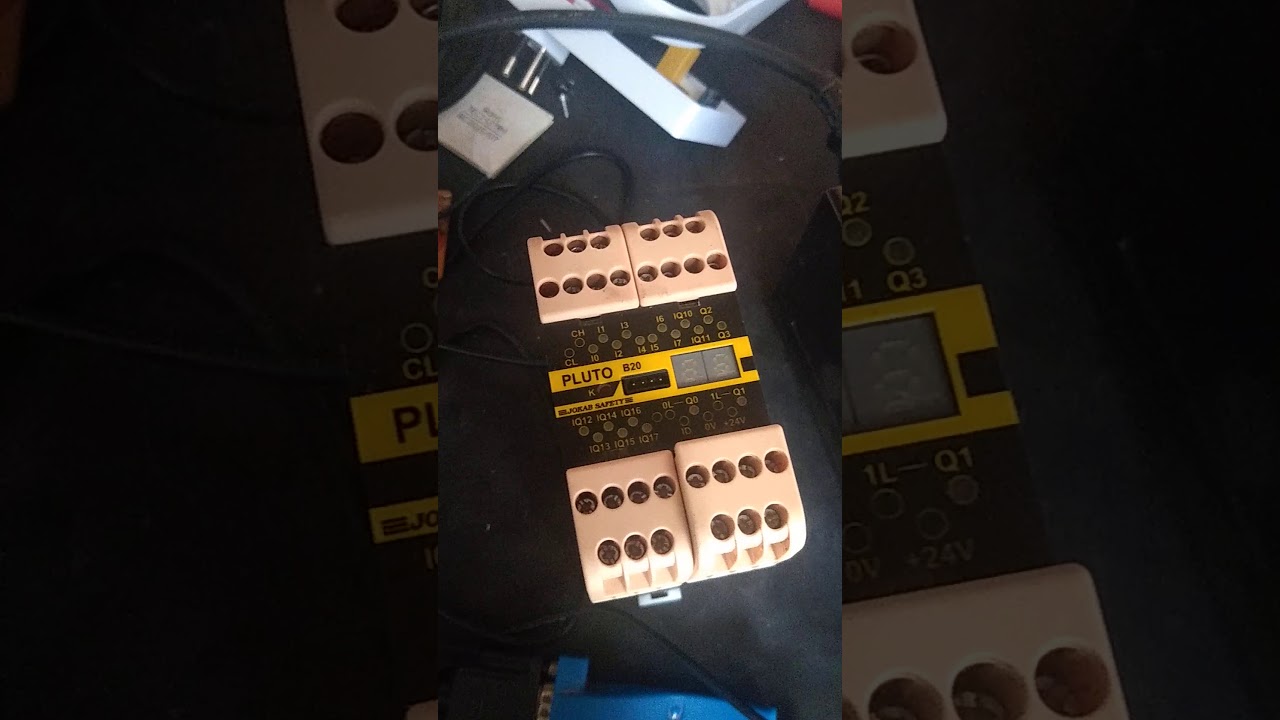 Plc de seguran&ccedil;a Pluto b20