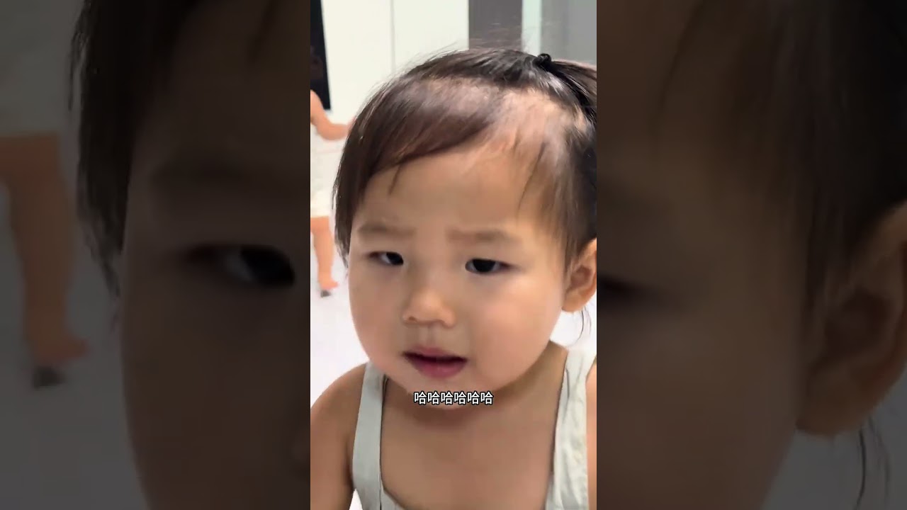 Father wanted fermented tofu and steam bun. Twins asked same. After meal, they ran away 