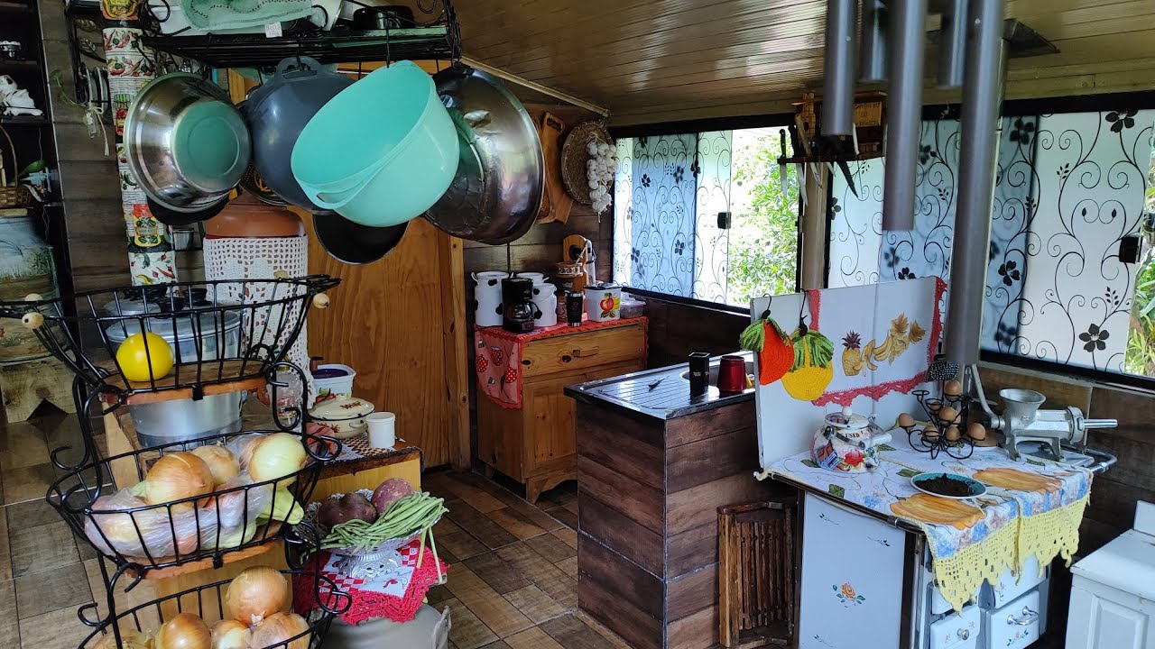 Tuor pela cozinha caipira,#artesanatos #maximalismo 