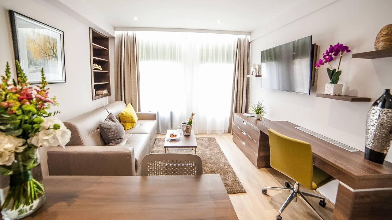 Hampton Suites Serviced Apartments, Thames Ditton, United Kingdom | Travel With Kiara
