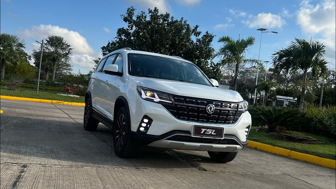 Dongfeng T5L - Una nueva propuesta con 3 filas de asientos.