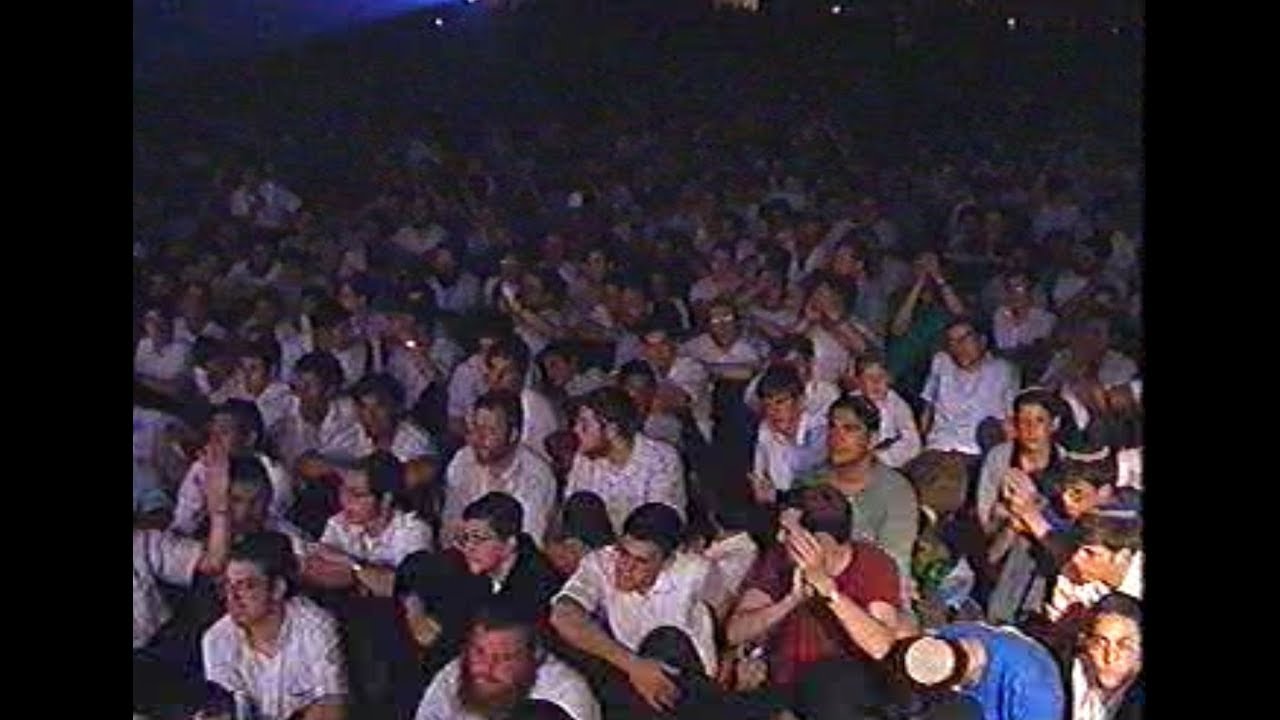 היסטוריה: 175,000 בהופעה של ר' מיכאל שטרייכר אוגוסט 1992 גוש קטיף
