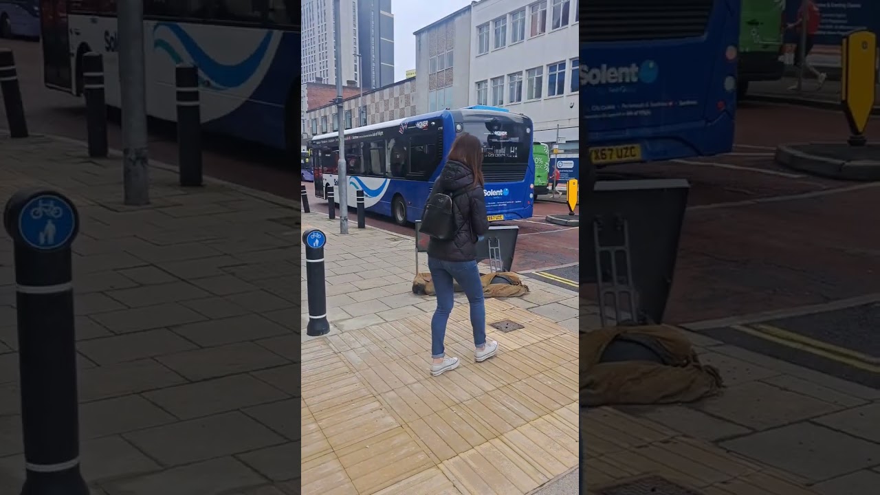 Buses 🚌 in Portsmouth City Centre 28/5/24