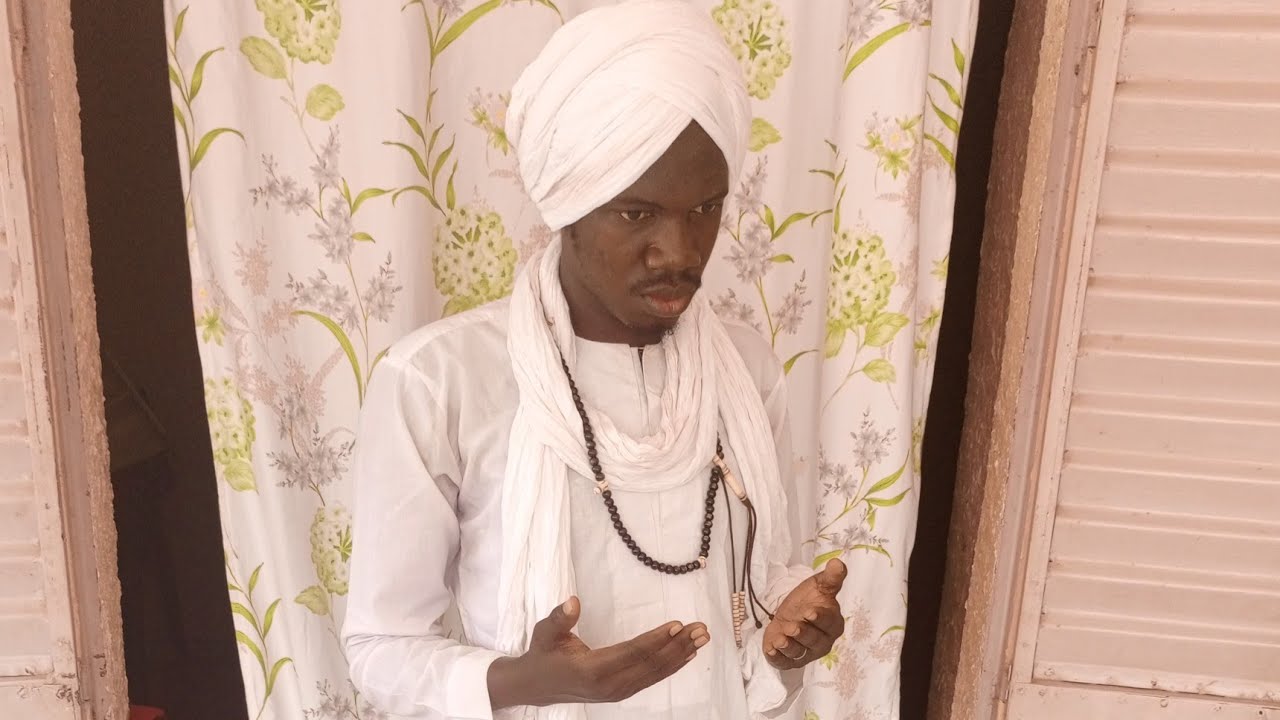 Cheick Oustaz parle sur Siri