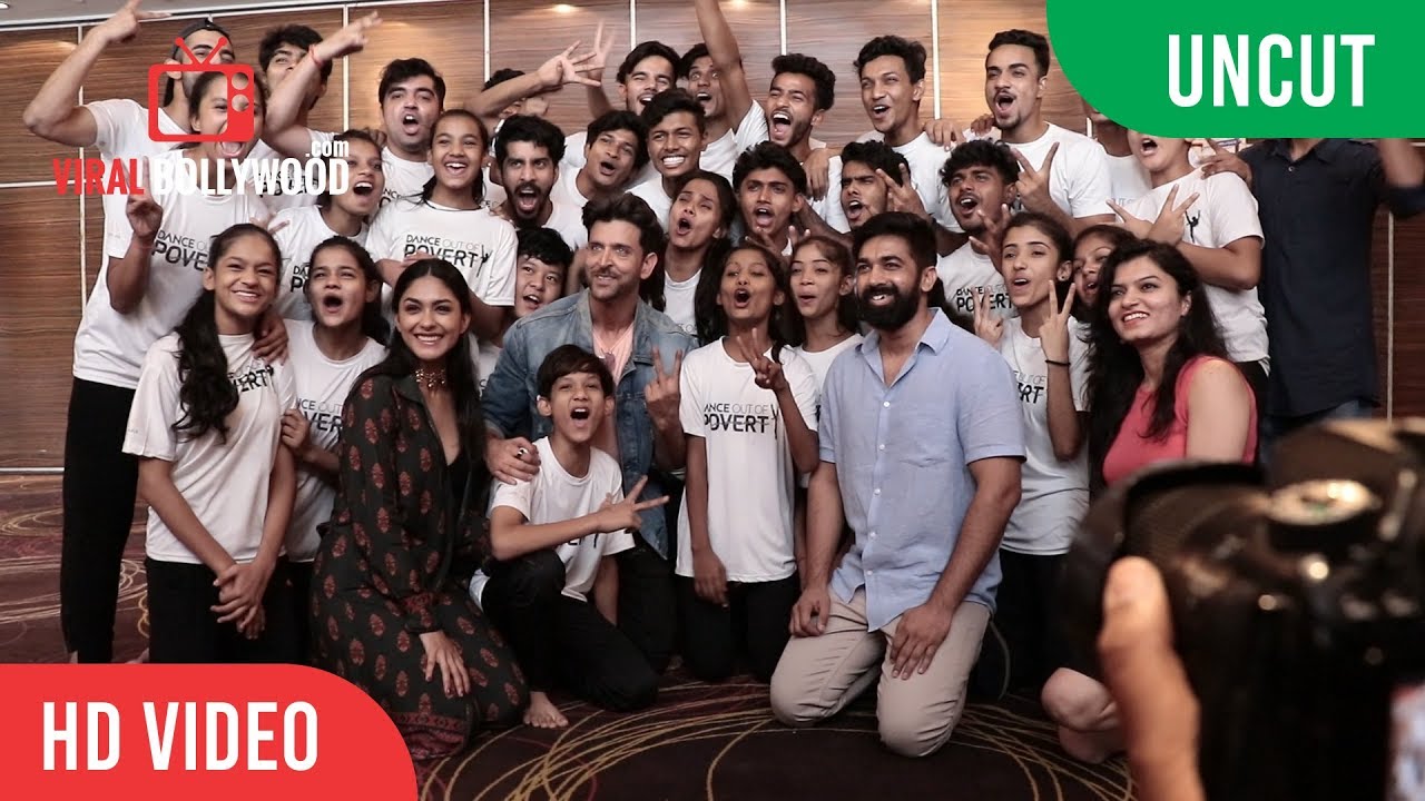 Super 30 GRAND Dancing Event With Super Talented Kids | Hrithik Roshan, Mrunal Thakur