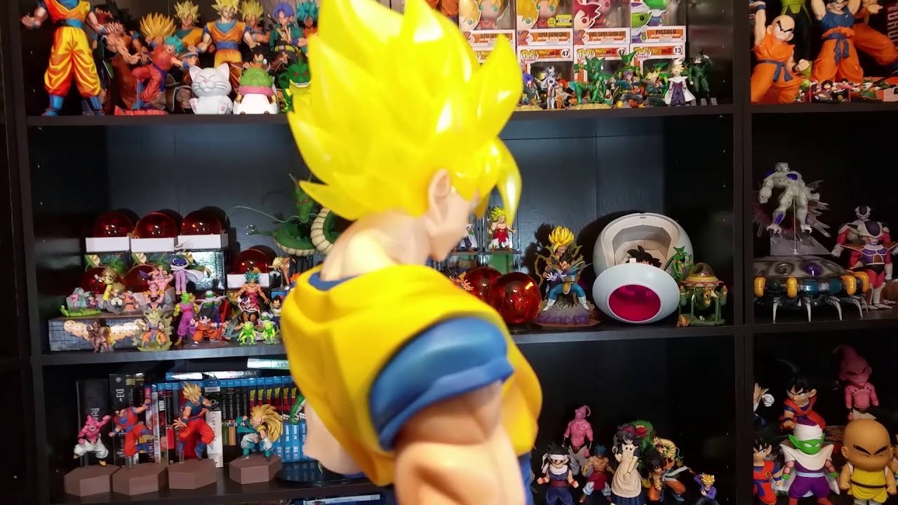 Super Saiyan SDCC Exclusive X Plus Gigantic Series