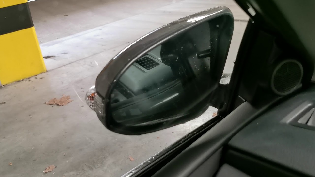 Toyota Auris - disable side mirrors folding [EN]