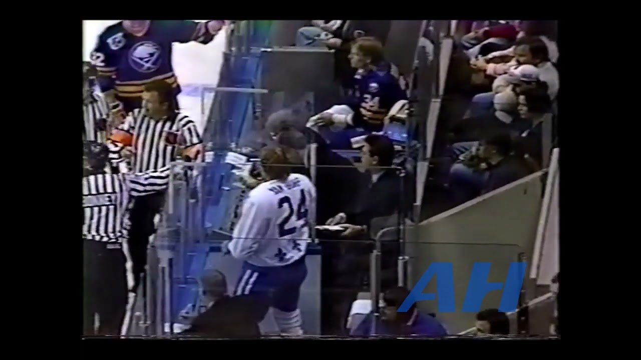 NHL Oct. 12, 1991 Wayne Van Dorp,QUE v Gord Donnelly,BUF Quebec Nordiques Buffalo Sabres