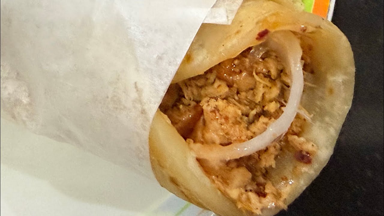 🔥Smoky Chicken Paratha Roll Recipe | Full Street Style Method | Easy & Juicy Roll