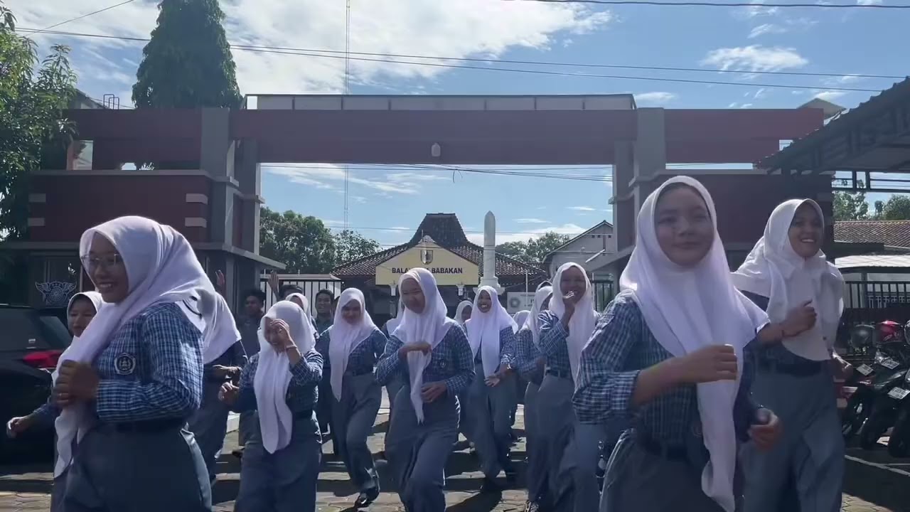 XII 2 SMAN 1 BODEH