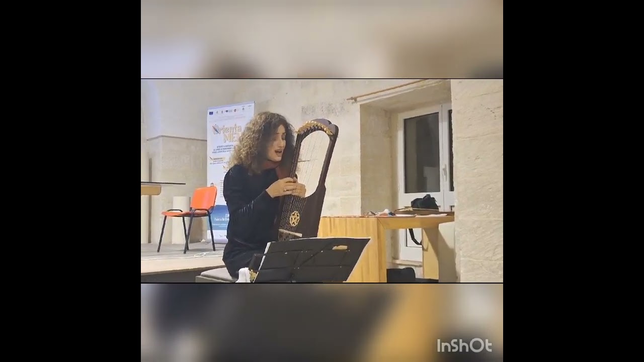Avo' l'amuri miu, ninna nanna siciliana, dall'album Canzoni in forma di rosa, dedicato a Pasolini.