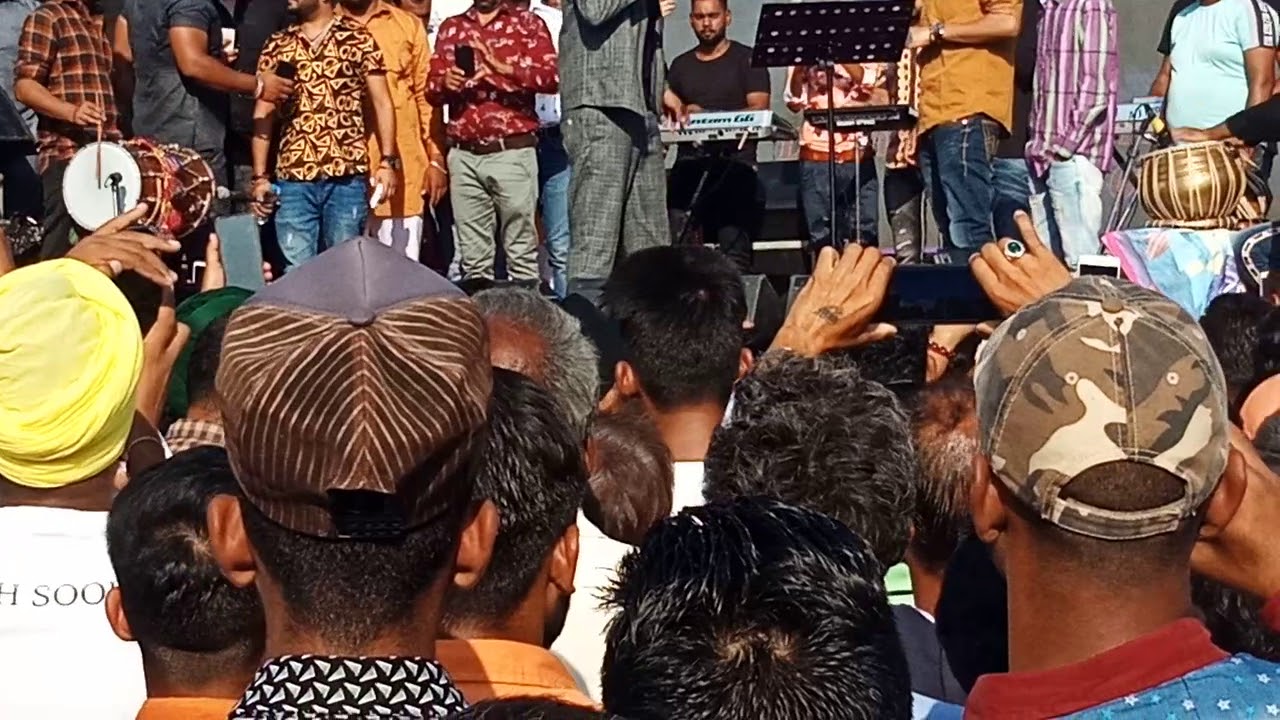 Singga garhdiwla live show doshehra...garhdiwla hoshiarpur singga