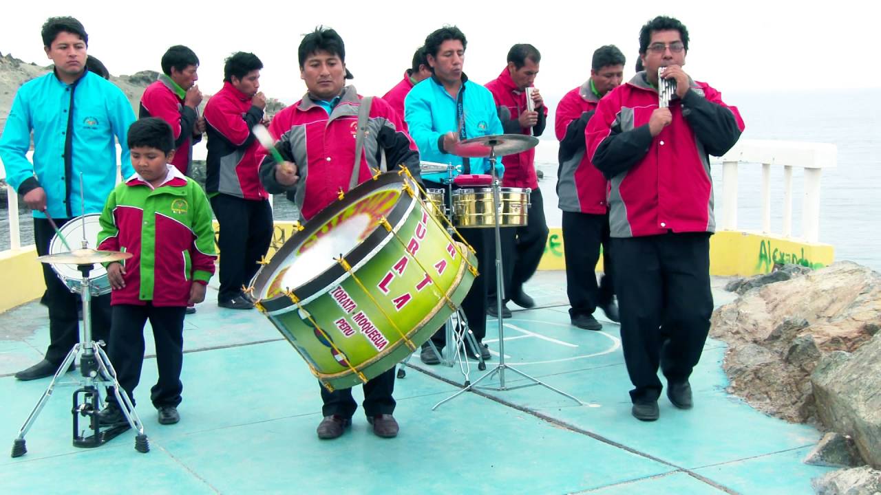 CONJUNTO DE ZAMPOÑAS 