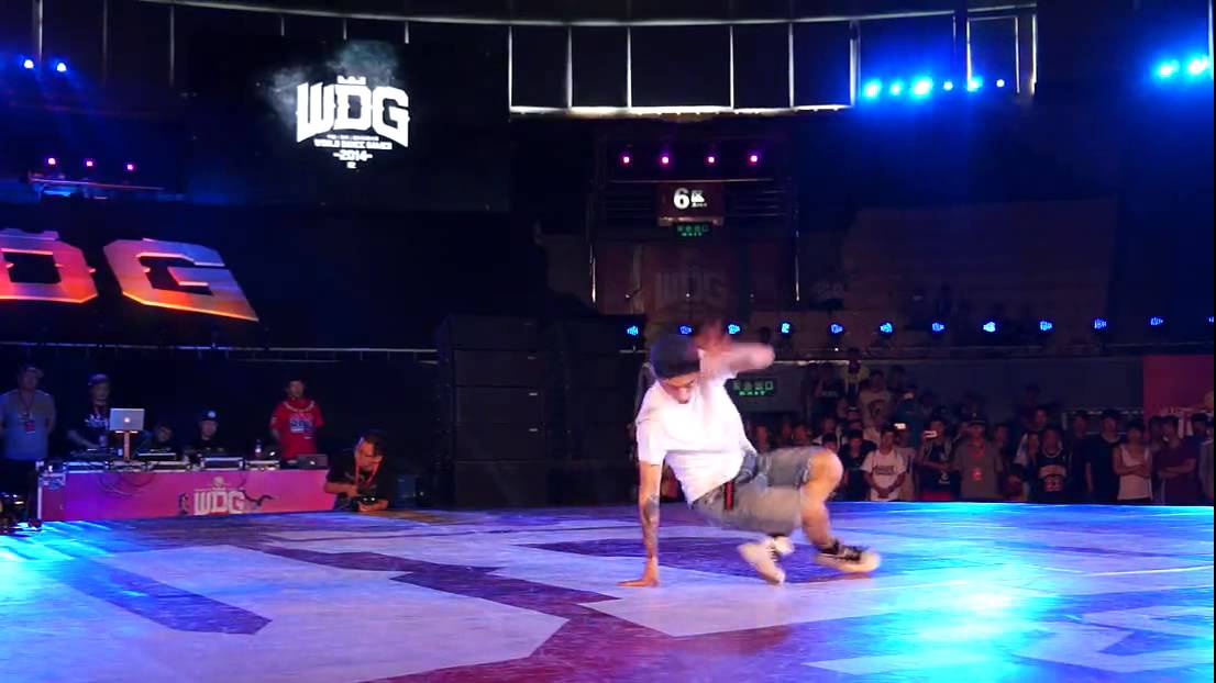 BBOY C-LIL VS BBOY COLT 小马 @ WDG 2014 | SEMIFINAL BATTLE