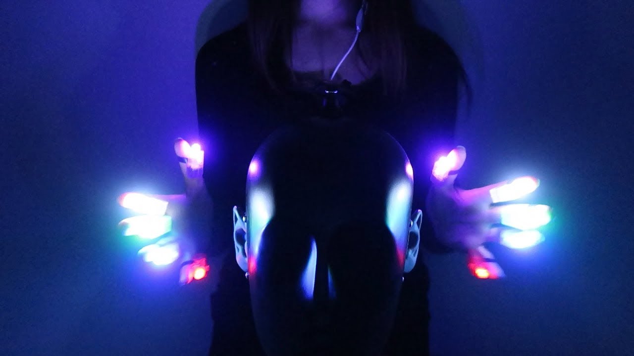 ASMR - Tapping sounds // Hand movements // Visual triggers