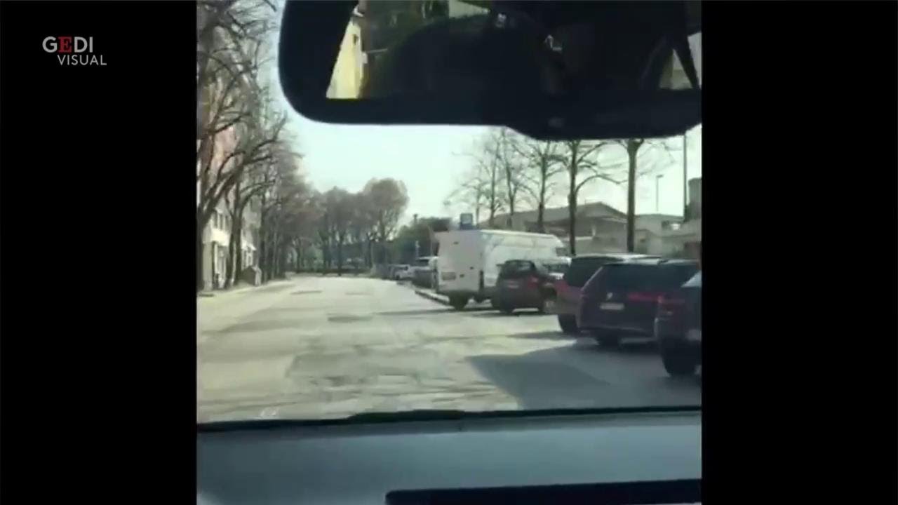 Poche auto in giro e la città sembra deserta: ecco Udine in piena emergenza coronavirus