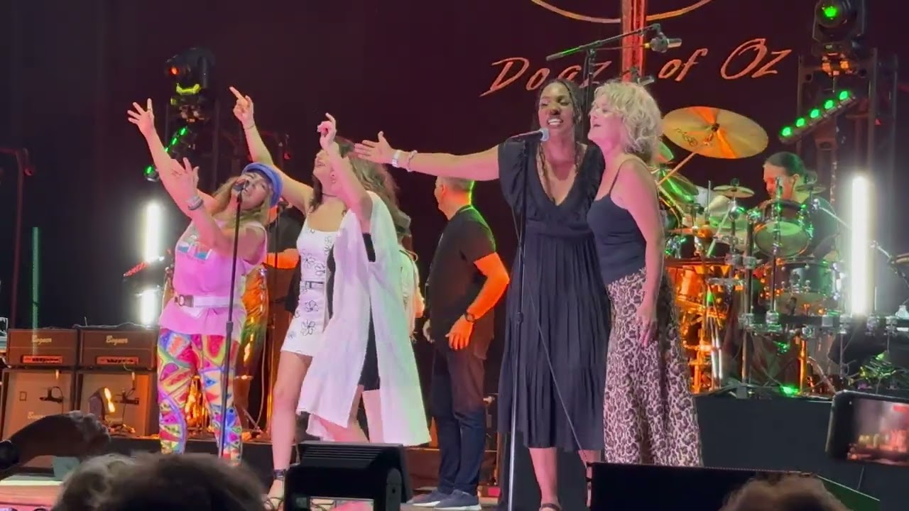 Toto - “Africa” LIVE  - Tinley Park, IL 08/09/25