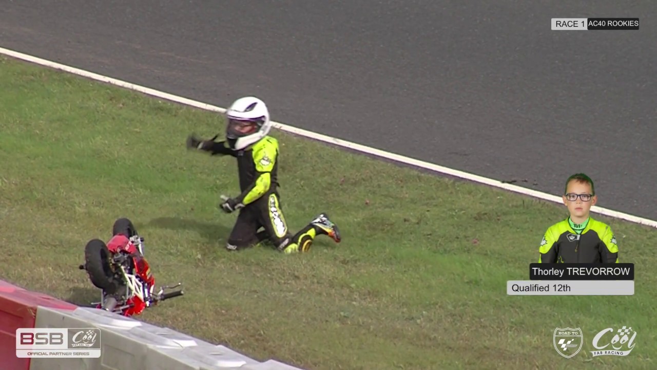 2019 Round 7: Rowrah - AC40 Rookies Race 1