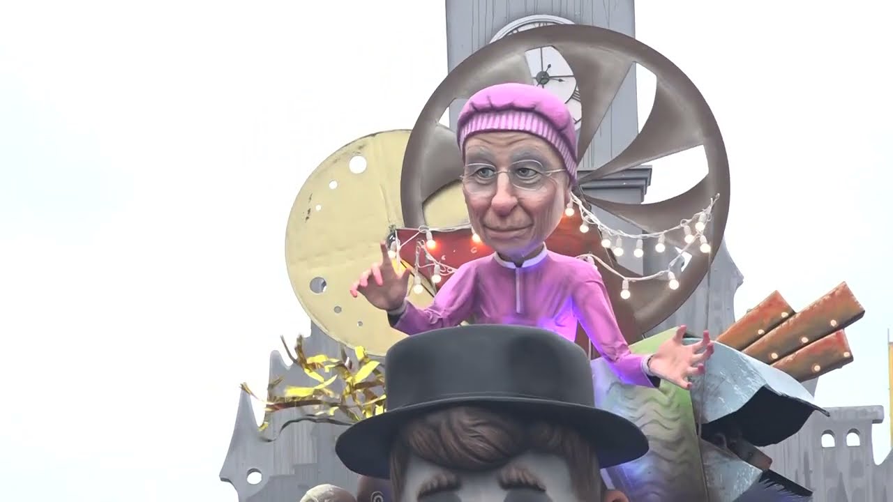 Carnevale di Putignano: i carri allegorici della 629esima edizione