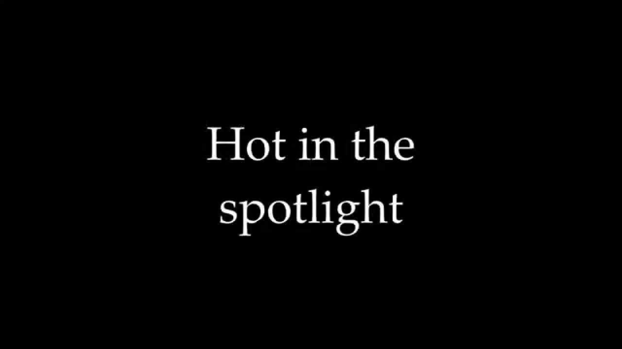 Kelly Clarkson - Tightrope (Lyric Video)