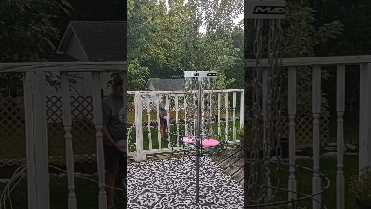 Putting fun with the DGA Steady BL and Mach Shift Basket.