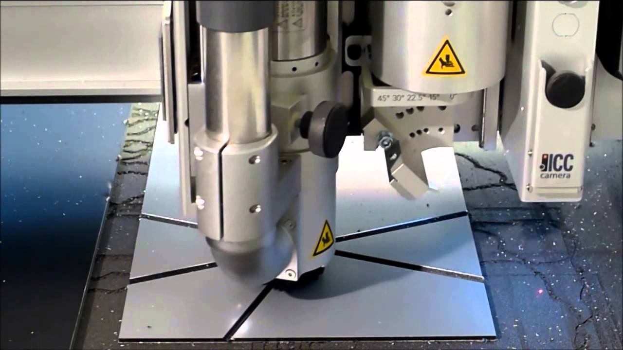 3A Composites Display Europe | DIBOND® | CNC Routing