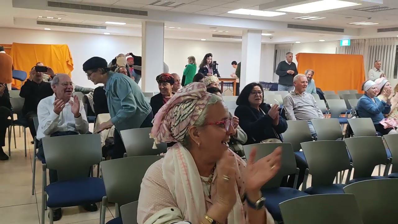 מחרוזת ר נחמן - מצוה גדולה להיות בשמחה