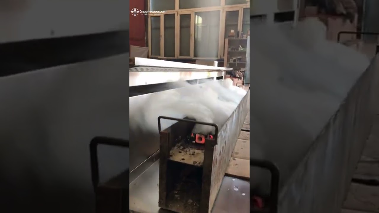 Barbecue shop special smokeless purification barbecue car, purification effect can be seen