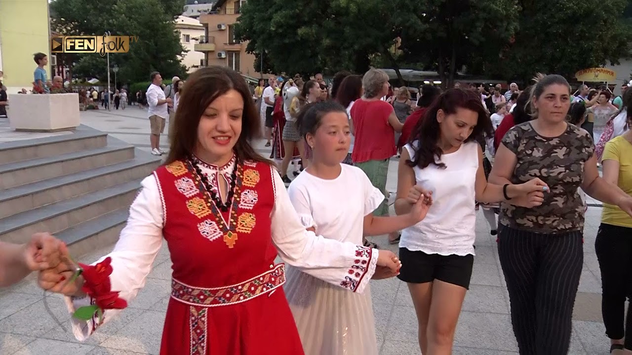 МИГЛЕНА БЕКРИЕВА - Засвирили са три гайди