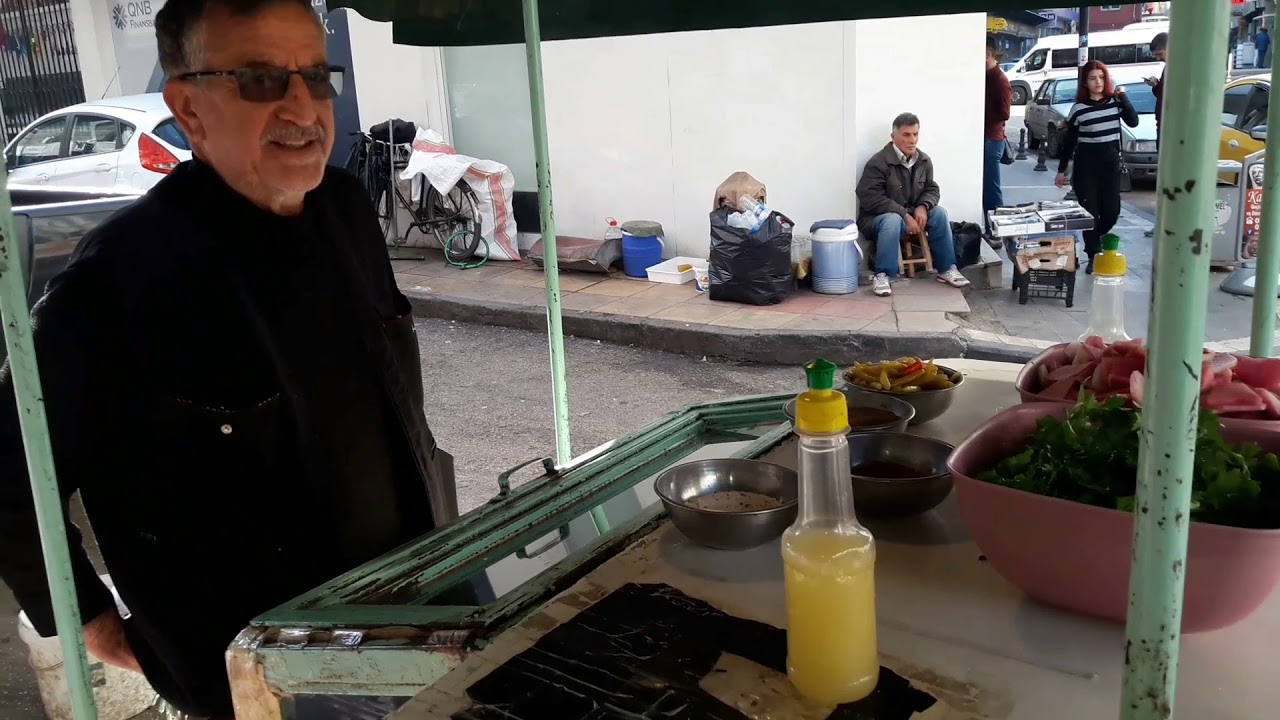 Anadan Babadan Lahmacuncu Ali usta (dayı) 62 yıllık lezzet Adana