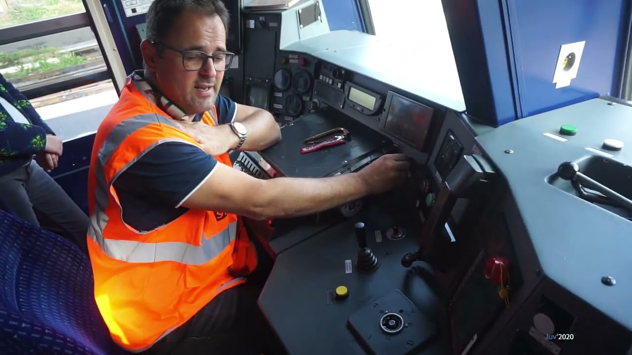 RER C Gare de Juvisy- Michaël- conducteur de train, visite en cabine .21 09 2024