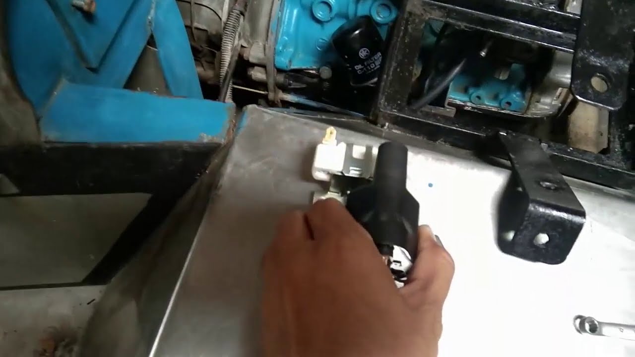 5 years stock owner type jeep! paano magpalit ng igniton coil? (part 4)