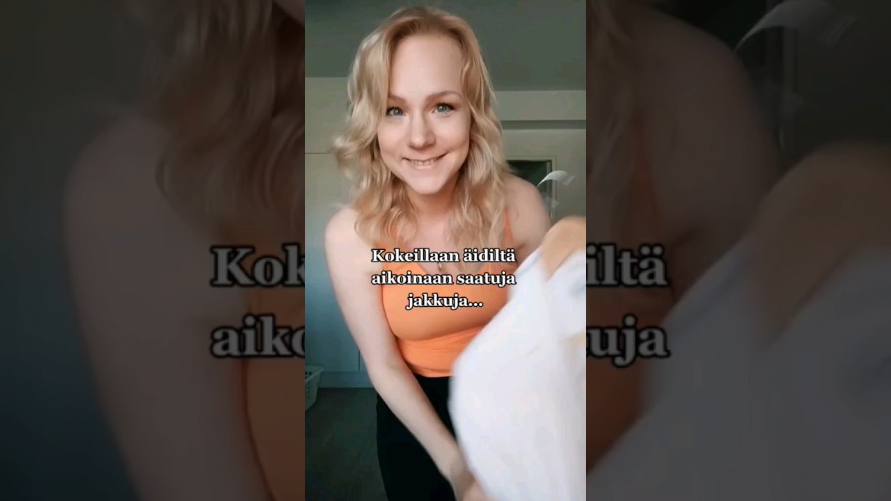 Kokeillaan &auml;idilt&auml; saatuja takkeja 😍 #shortssuomi #muoti