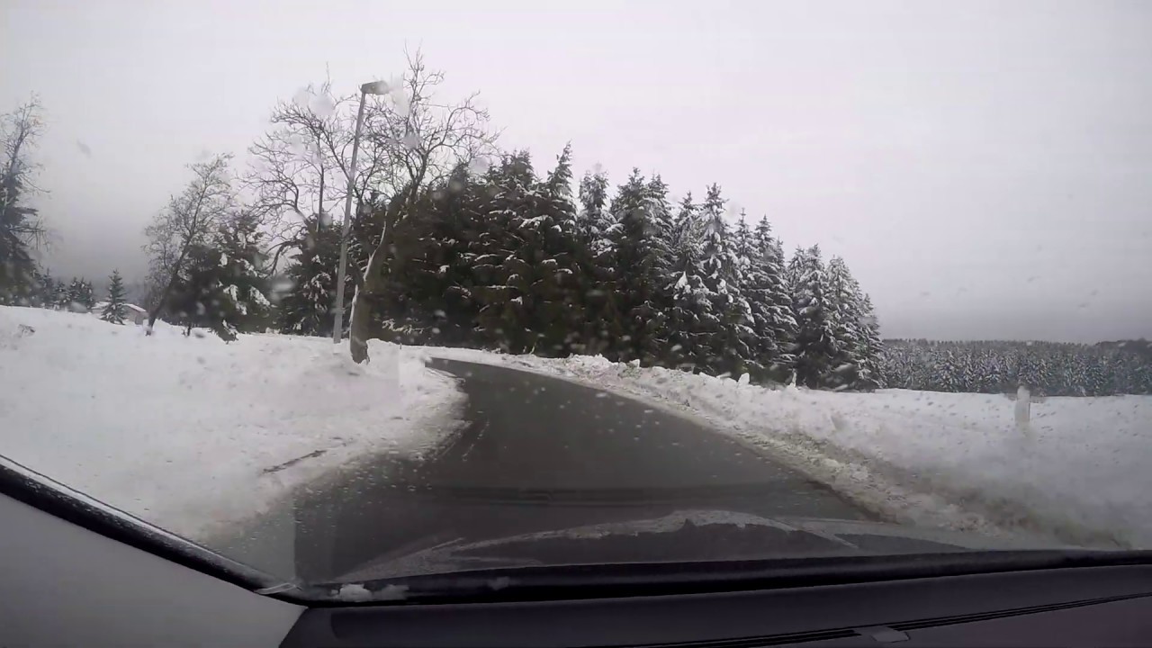 Straßen gesperrt in Rübenau