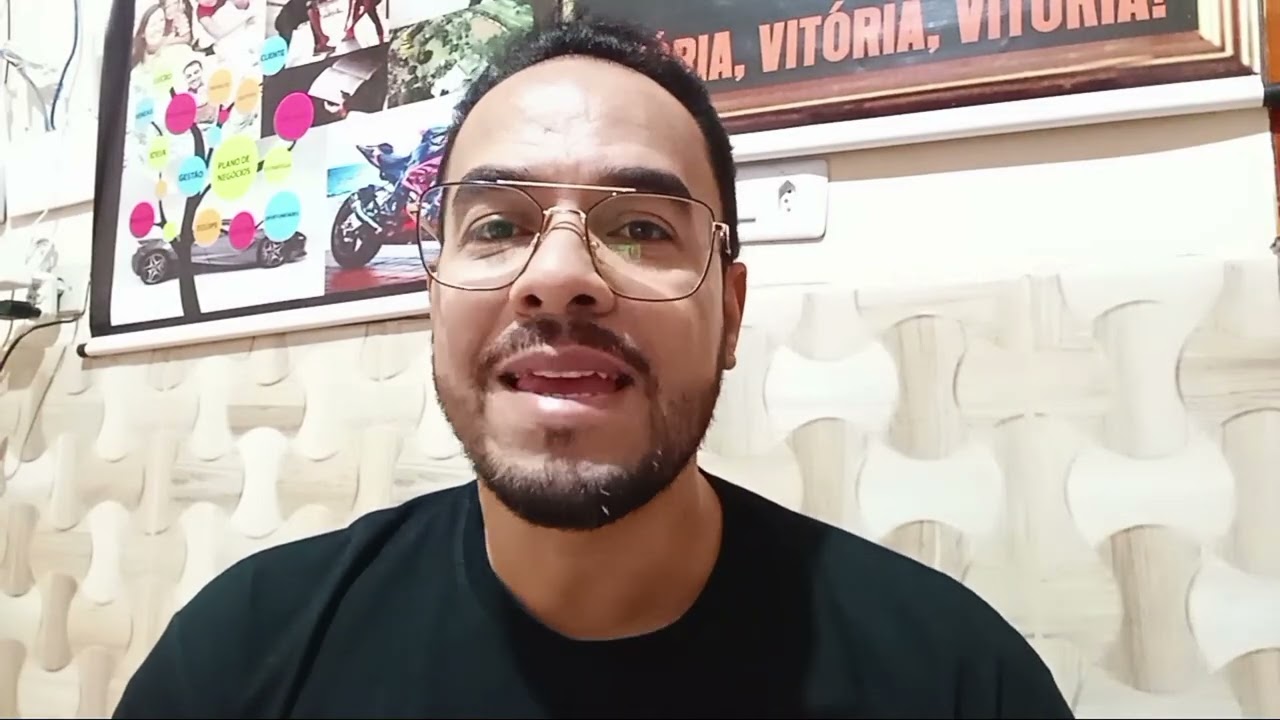 VOCÊ ESTÁ SENDO PREPARADO PARA ALGO MAIOR: NADA NA SUA VIDA É POR ACASO.