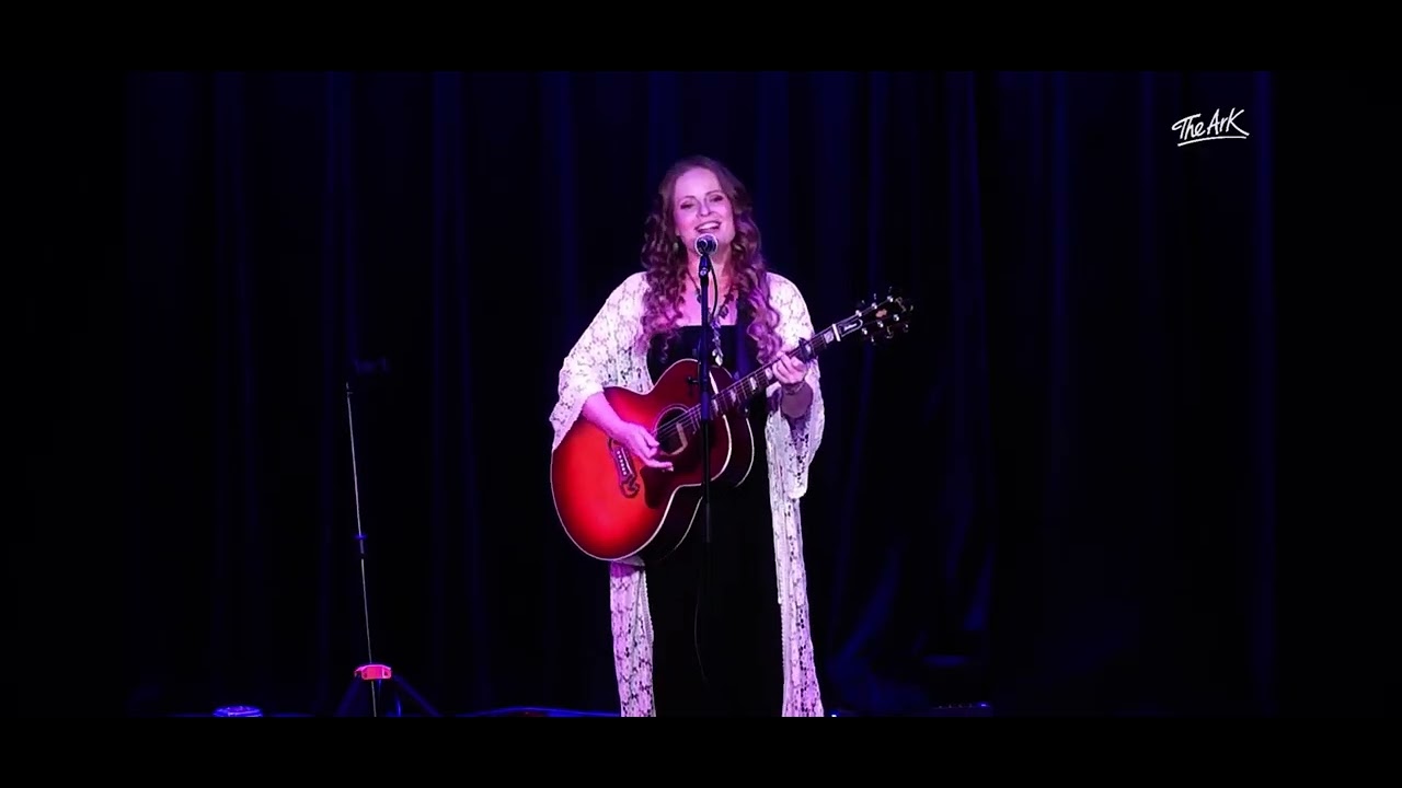 Alice Wallace - A Little Yodel, Live at The Ark