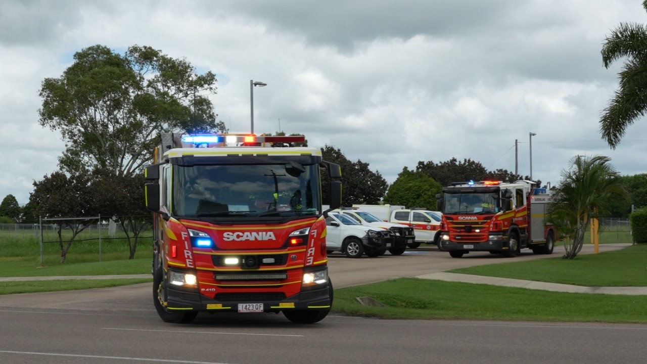 QFRS 114A Responding to an AFA in Townsville.