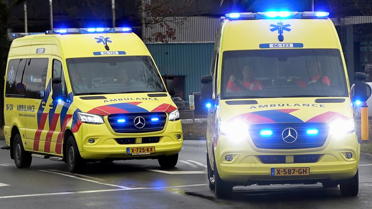 [Primeur] Spoedritten in Apeldoorn | [Huisarts] Ambulances met spoed