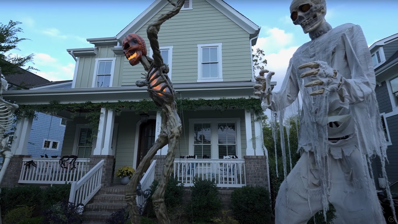 Autumn Walk Through American Neighborhoods with Halloween Decor | Nature Sounds for Sleep and Study
