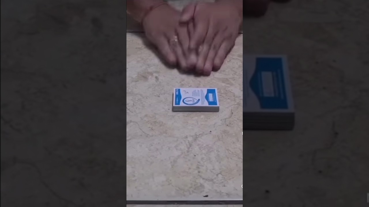 Pedrinho do bafo vs figuritalo batalha &eacute;pica #baf&atilde;o #cards #figurinha #bafo #figuritalo #enaldinho