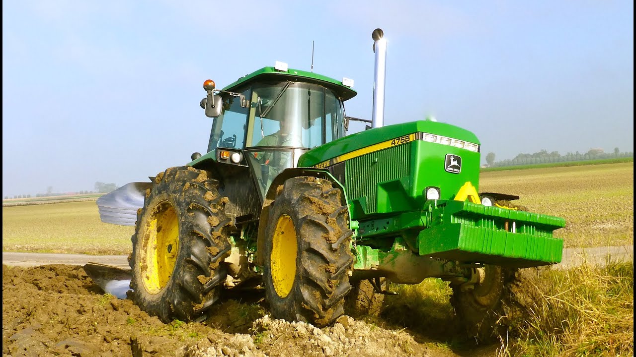 John Deere 4755 w/ Lemken Juwel 8 - Ploughing
