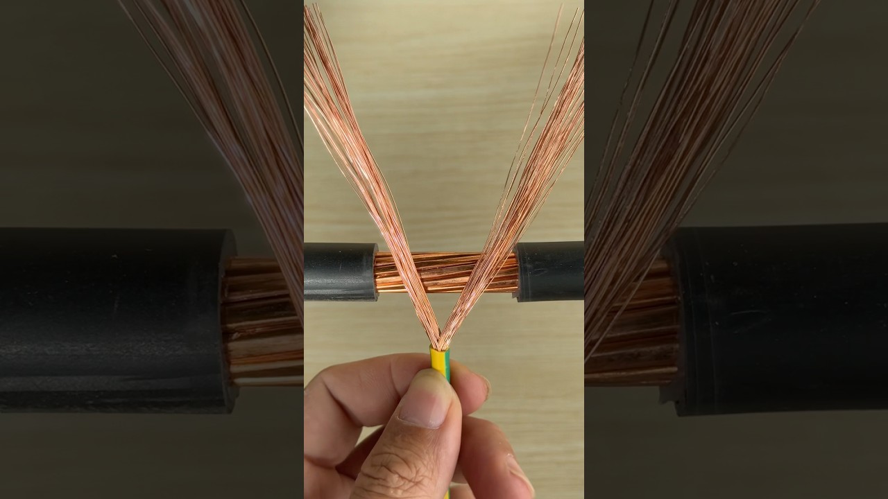 A secure electrical wire connection idea that won&rsquo;t slip out. #diy