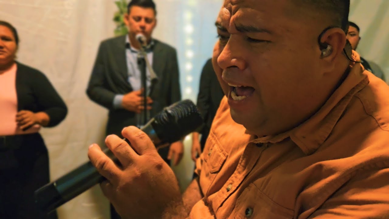 Mora En Mi Vida (Video Oficial) Nelson Kemuel