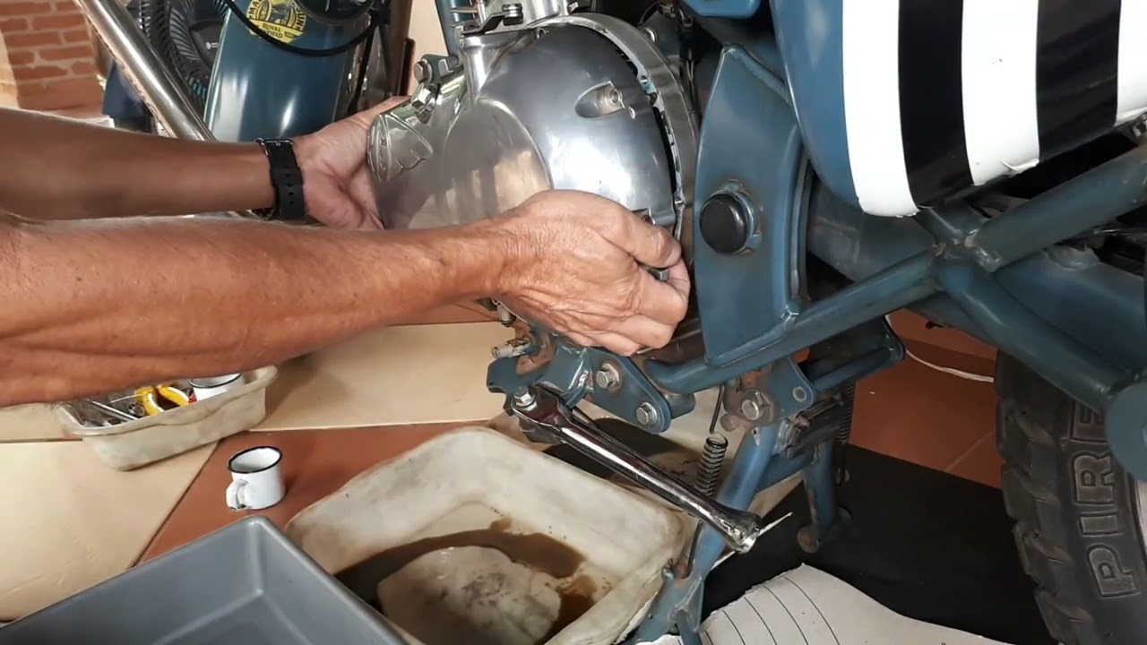 Transmissão primária e Parafuso do Virabrequim: Desmontando a Classic 500 Ep.17