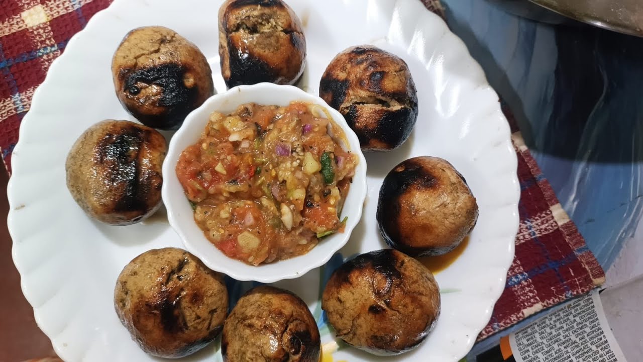 Kohre se Bhara Mausam Mein jugaadu litti Aur Chokha #@CookWithRomma  #viralvideo#Dehati tarika..