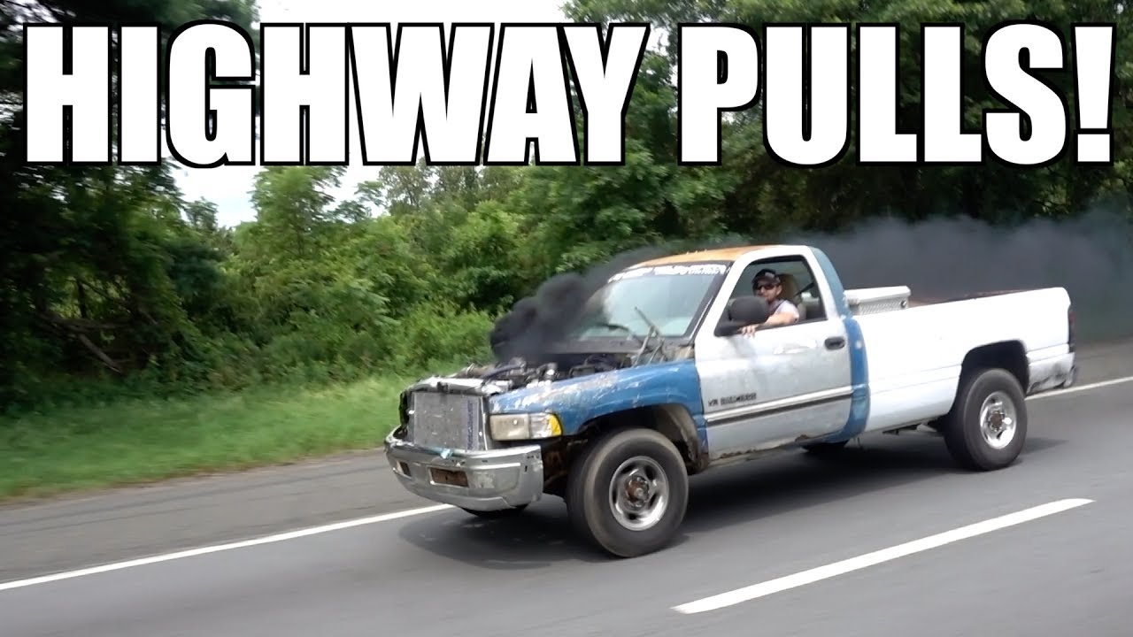 TWIN TURBO 12 VALVE CUMMINS RACING!!! FIRST GEN VS. SECOND GEN HIGHWAY DRAGS!!!